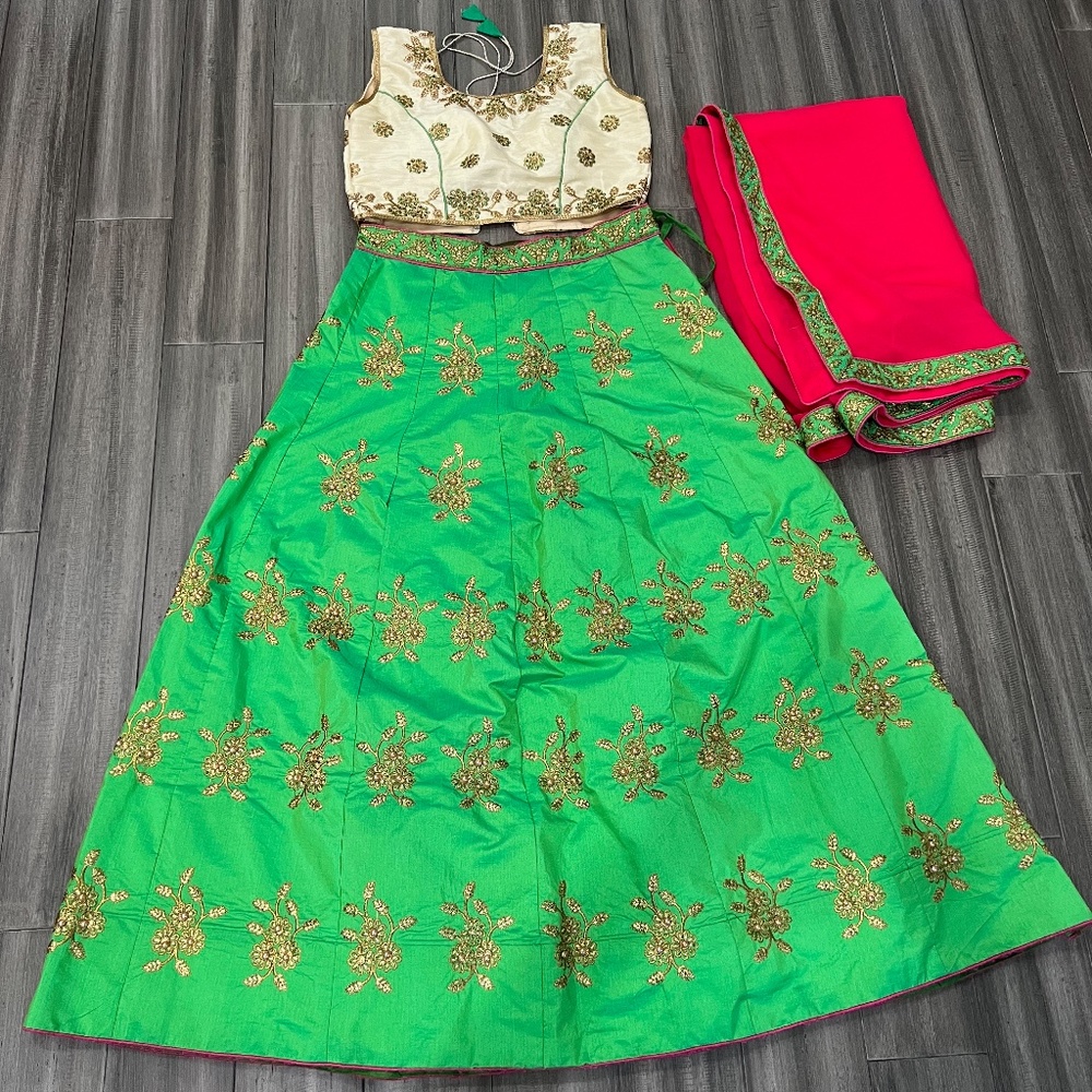 Beautiful Gold & Green Embroidered Lehenga!